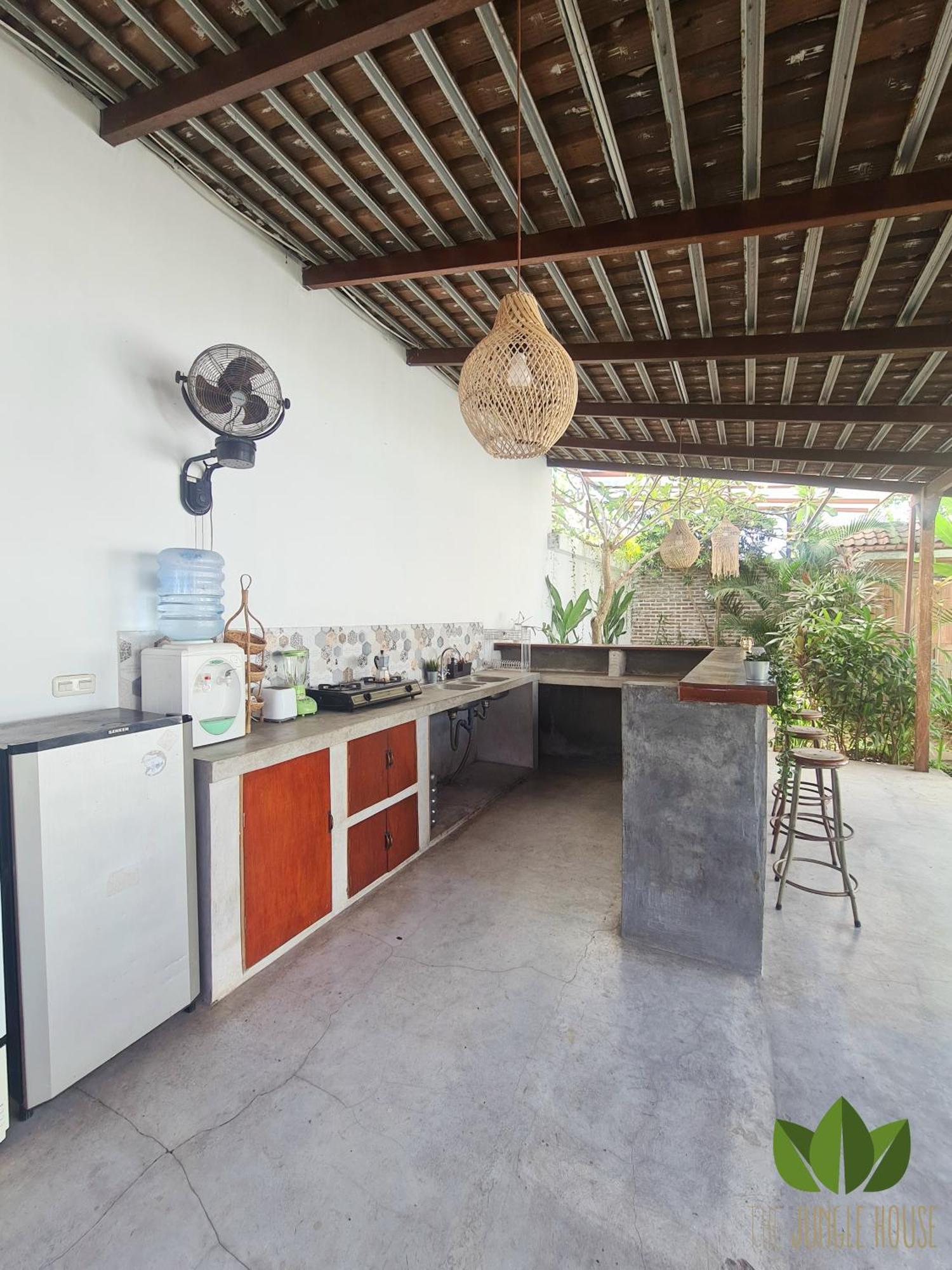 Asrama The Jungle House